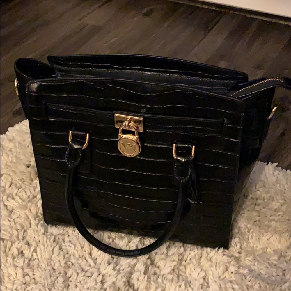 Snakeskin style Michael Kors purse